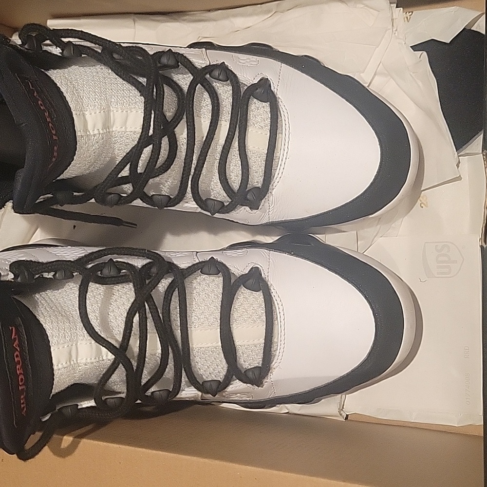 Jordan 9 white soxx